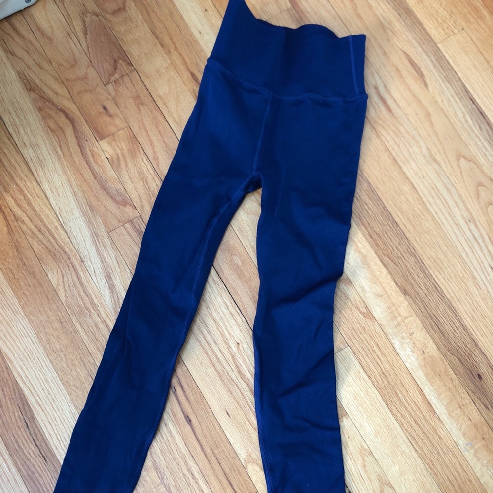 Fabletics Navy High-Waisted SculptKnit Legging